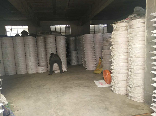 车间一?></div>
			          <div   id=